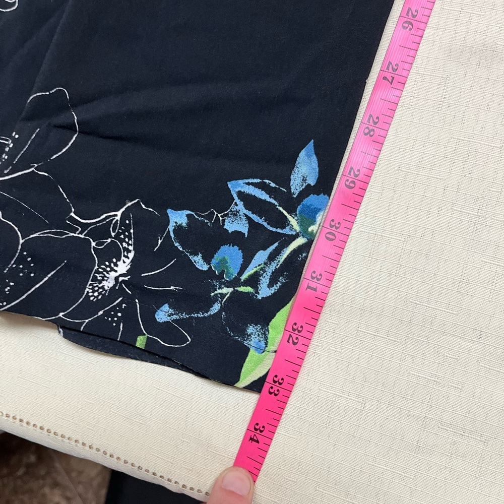 BCBGMaxAzria Black Floral Wide-Leg Trousers - Picture 3 of 10